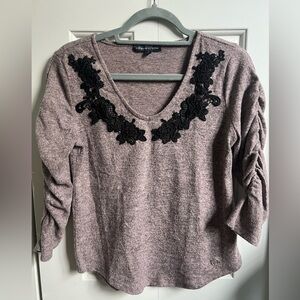 Adrienne Vittadini small sweater